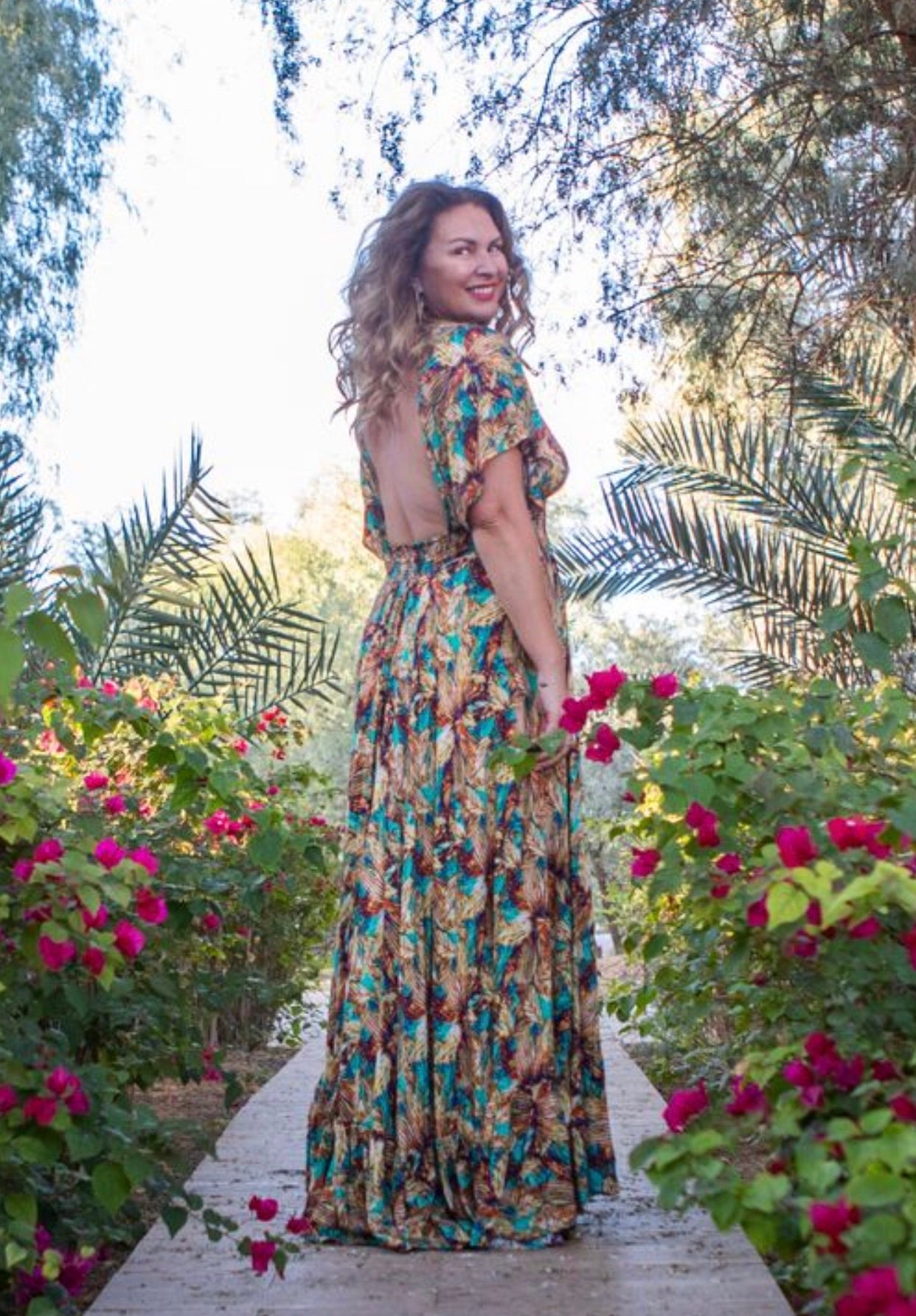 Open back maxi dress with sleeves